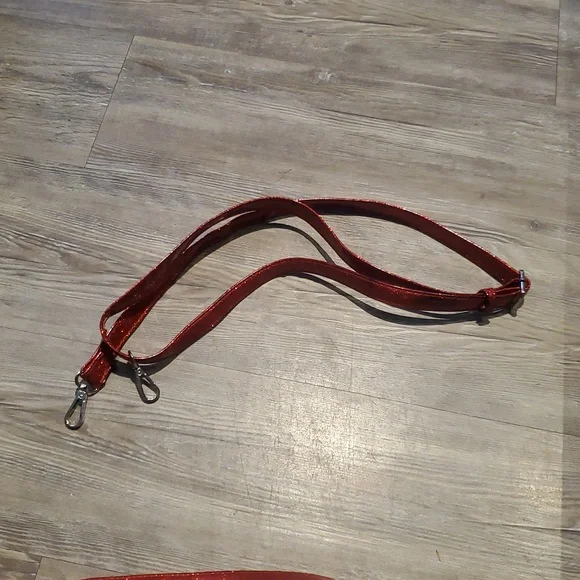 Lux de Ville Spider Web Red and Black Crossbody Bag - Picture 3 of 12